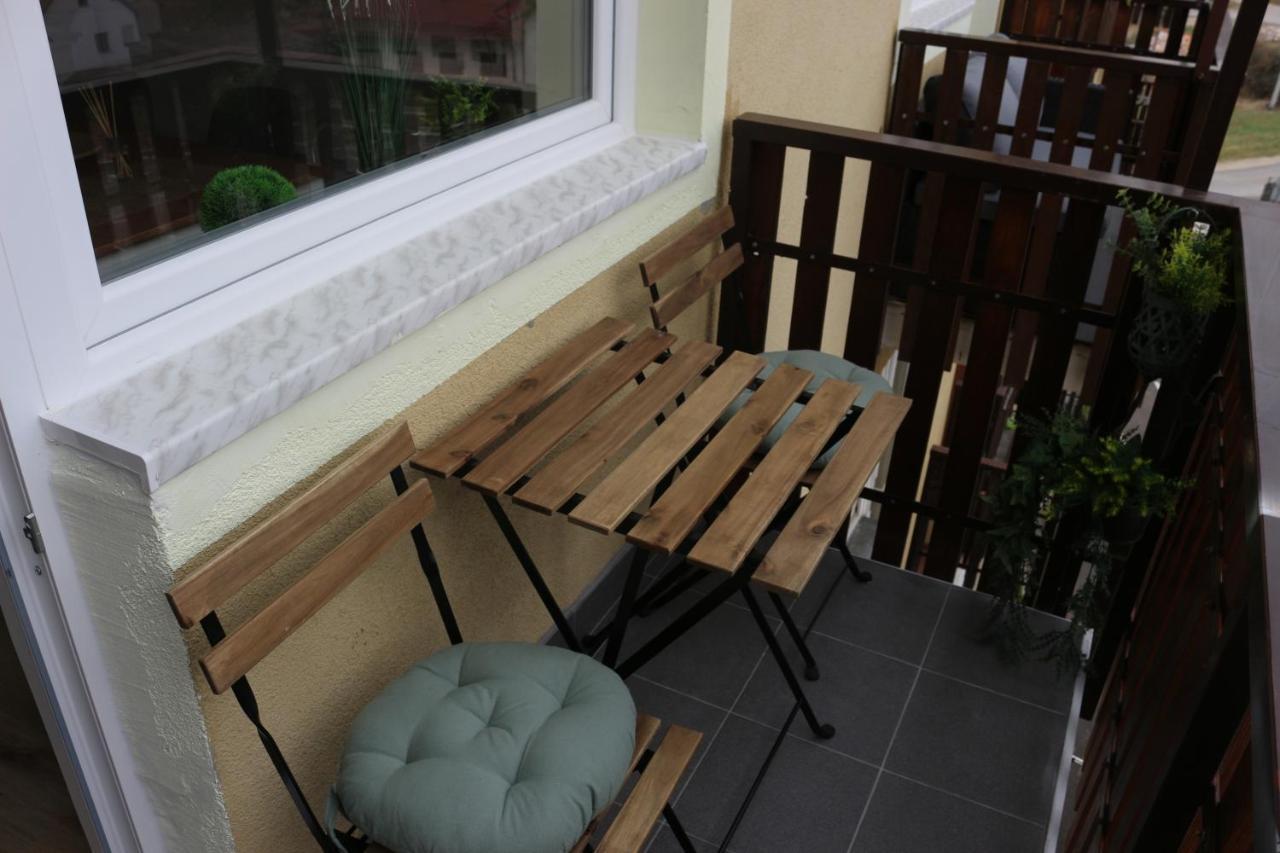 Studio Apartman Tajci Apartamento Slunj Exterior foto